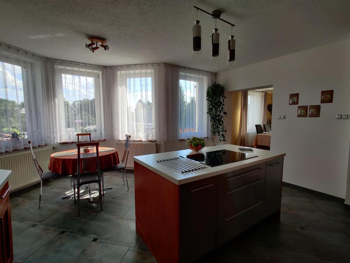 אולומוץ Apartmany V Nasem מראה חיצוני תמונה