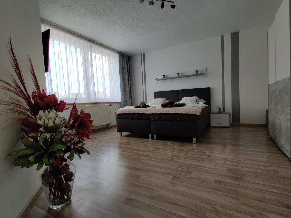 אולומוץ Apartmany V Nasem מראה חיצוני תמונה