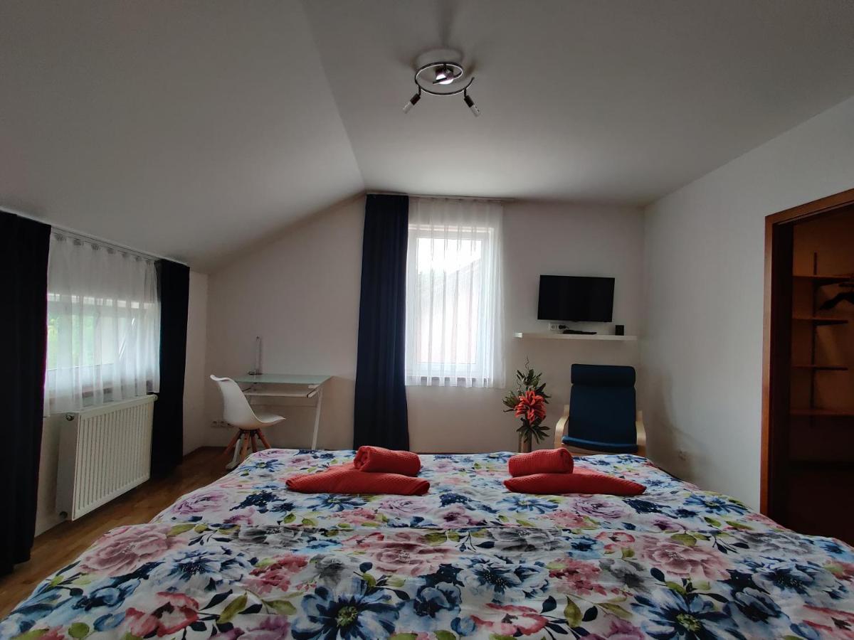 אולומוץ Apartmany V Nasem מראה חיצוני תמונה